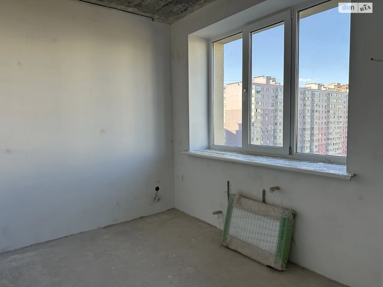 Продаж Квартира Озерна