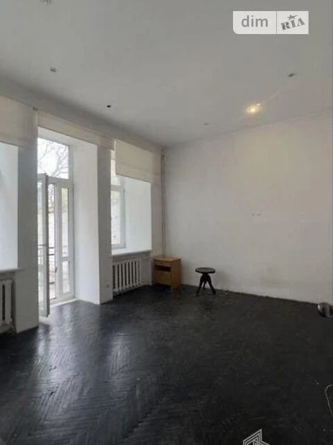 For sale 2-room apartment 43 sq. m. on Antonovycha St. 49 • ID 34760