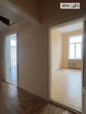 For sale 2-room apartment 43 sq. m. on Antonovycha St. 49 • ID 34760