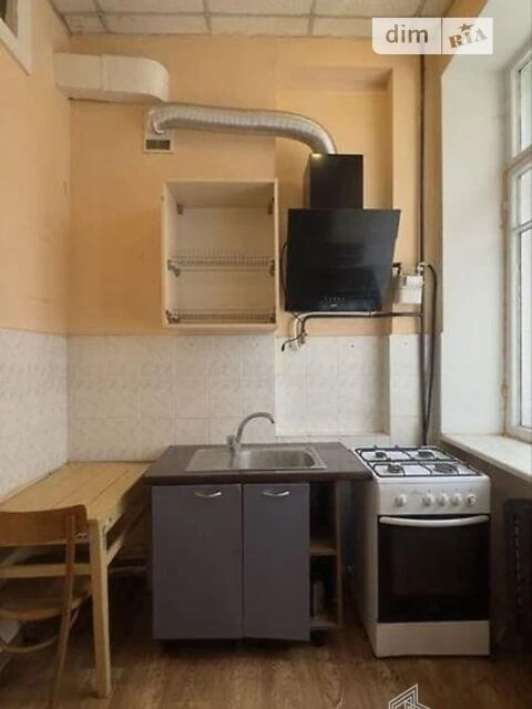 For sale 2-room apartment 43 sq. m. on Antonovycha St. 49 • ID 34760