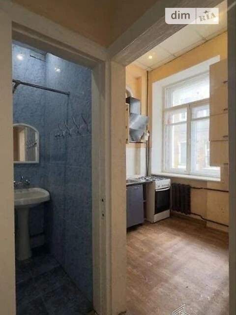 For sale 2-room apartment 43 sq. m. on Antonovycha St. 49 • ID 34760