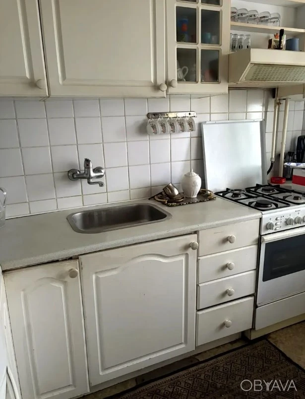 3-room apartment for sale at Mykola Mikhnovsky, 10A