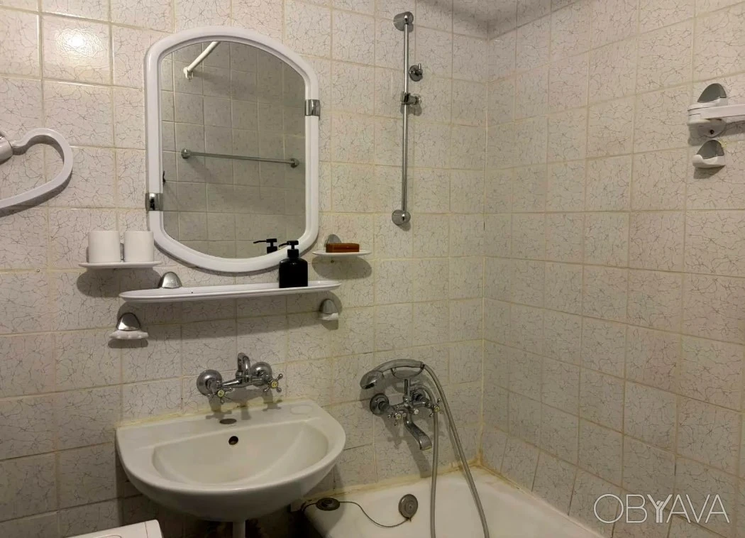 3-room apartment for sale at Mykola Mikhnovsky, 10A