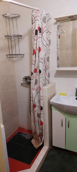 Selling a small hotel room in Saltovka