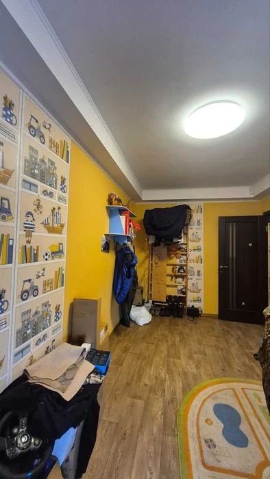 *3-х комнатная квартира, Шевченковский р-н, на ул. Воэнстро