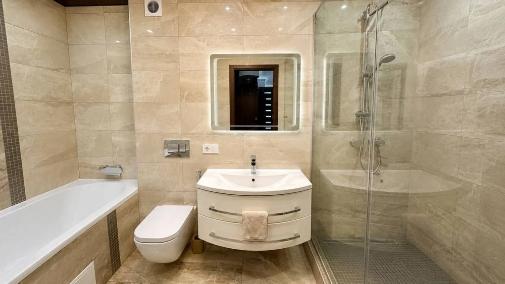 3-кімнатна квартира 130 м² у центрі | Преміум ремонт | Генер