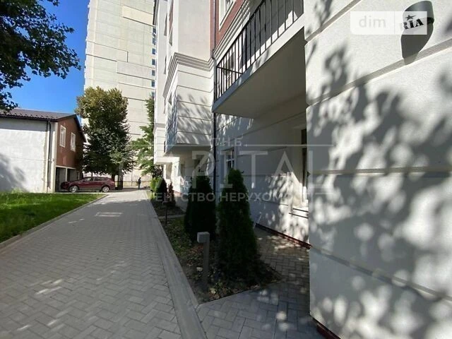 Продаж 4к квартири 164 кв. м на вул. Григорія Кочура 19/8 •