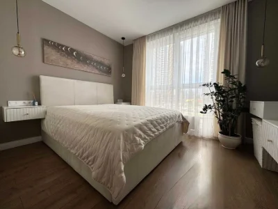 3-room apartment for sale with renovation, center, lake