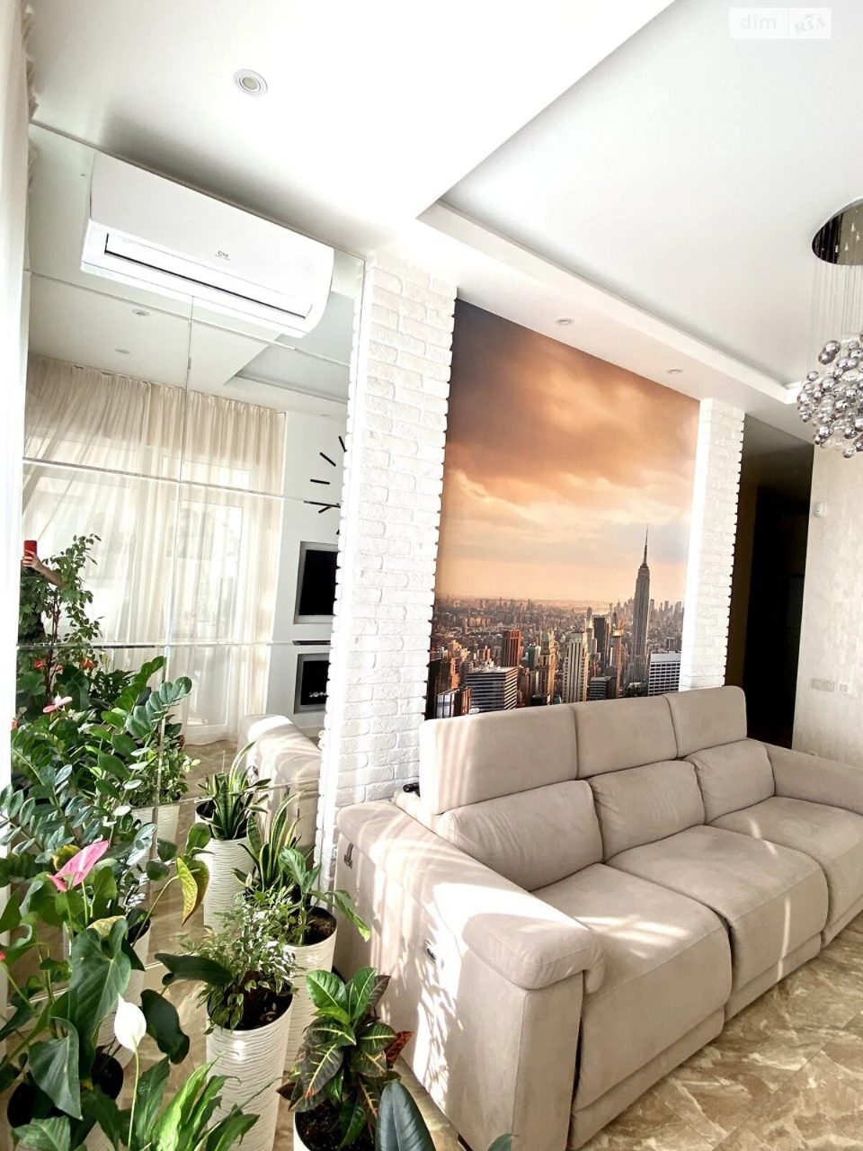 Long-Term Apartment Rental