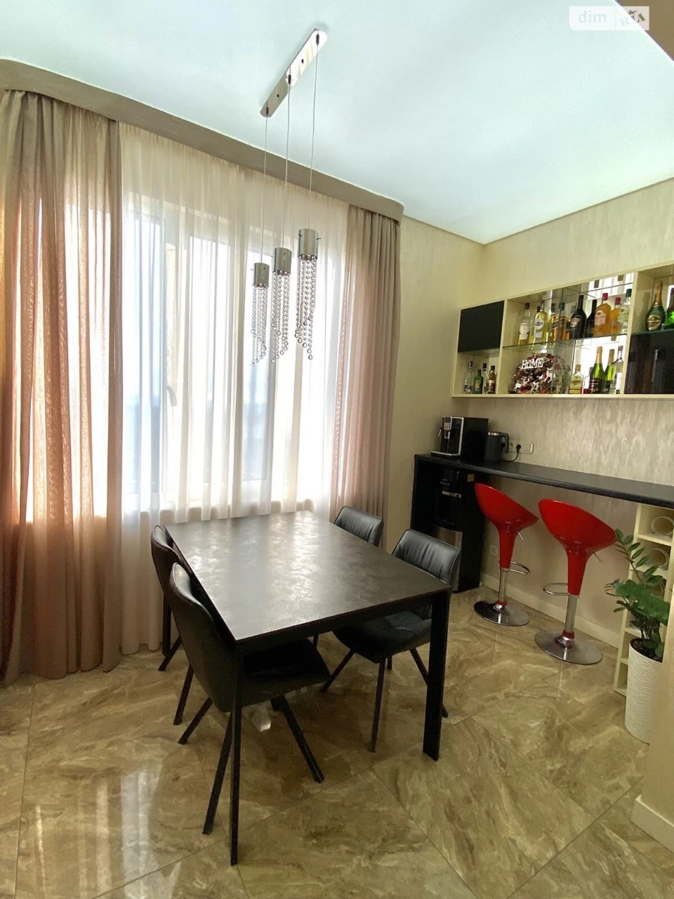 Long-Term Apartment Rental