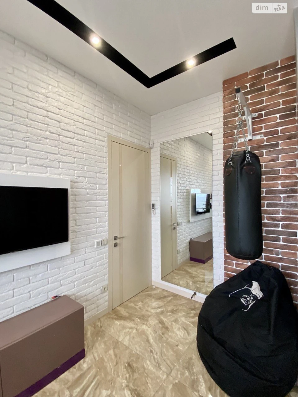 Long-Term Apartment Rental