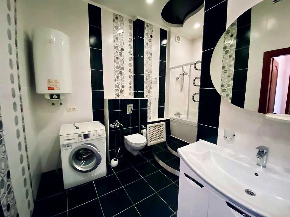 Apartment. Kharkiv, Oleksiivska St.