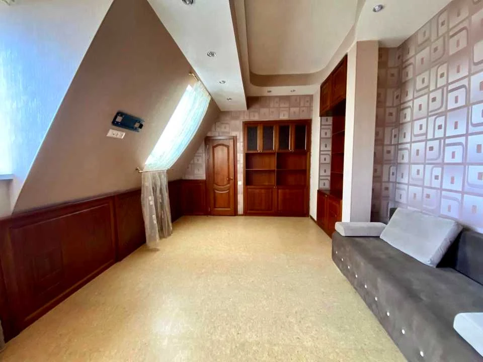Apartment. Kharkiv, Oleksiivska St.