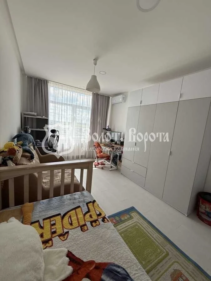 3-room apartment for sale 89.9 m², Yunatska St., 6