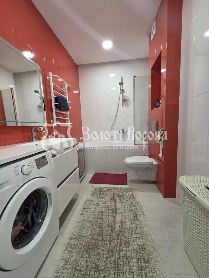 3-room apartment for sale 89.9 m², Yunatska St., 6