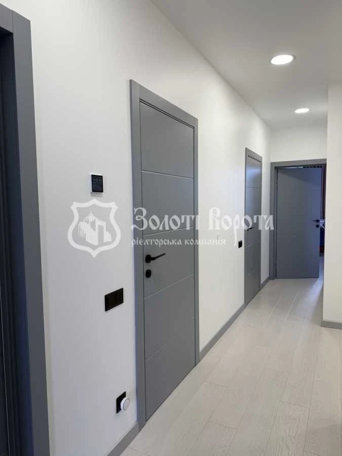 3-room apartment for sale 89.9 m², Yunatska St., 6