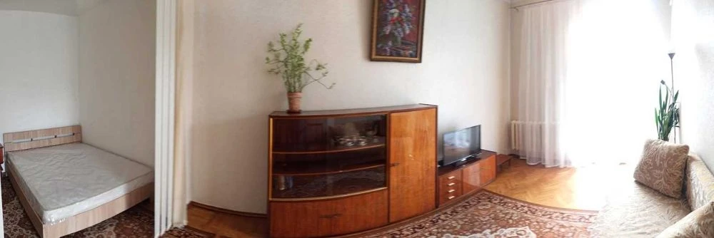Продам "сталинку" в центре Одессы