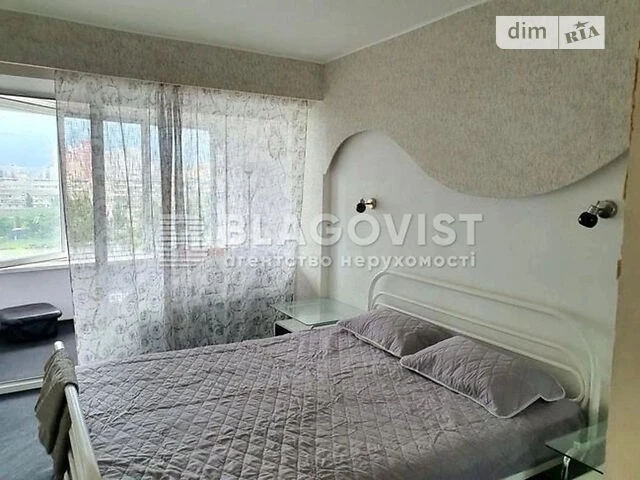 Sale of 3-room apartment 64 sq. m on Entuziastiv St. 5 • ID 34655