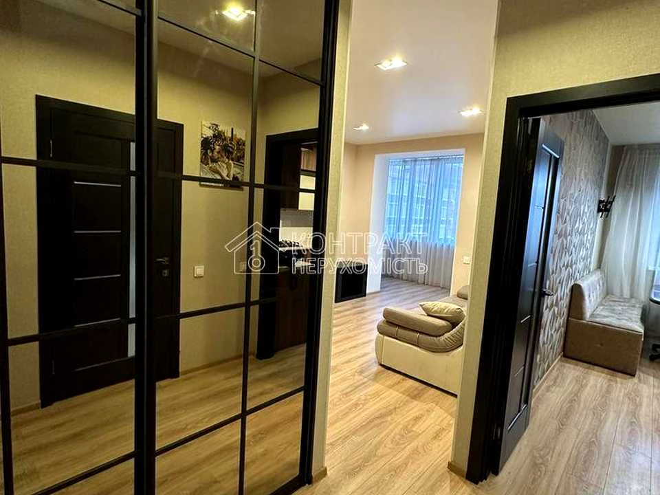 Apartment. Kharkiv, Myrna St., (Building 2)