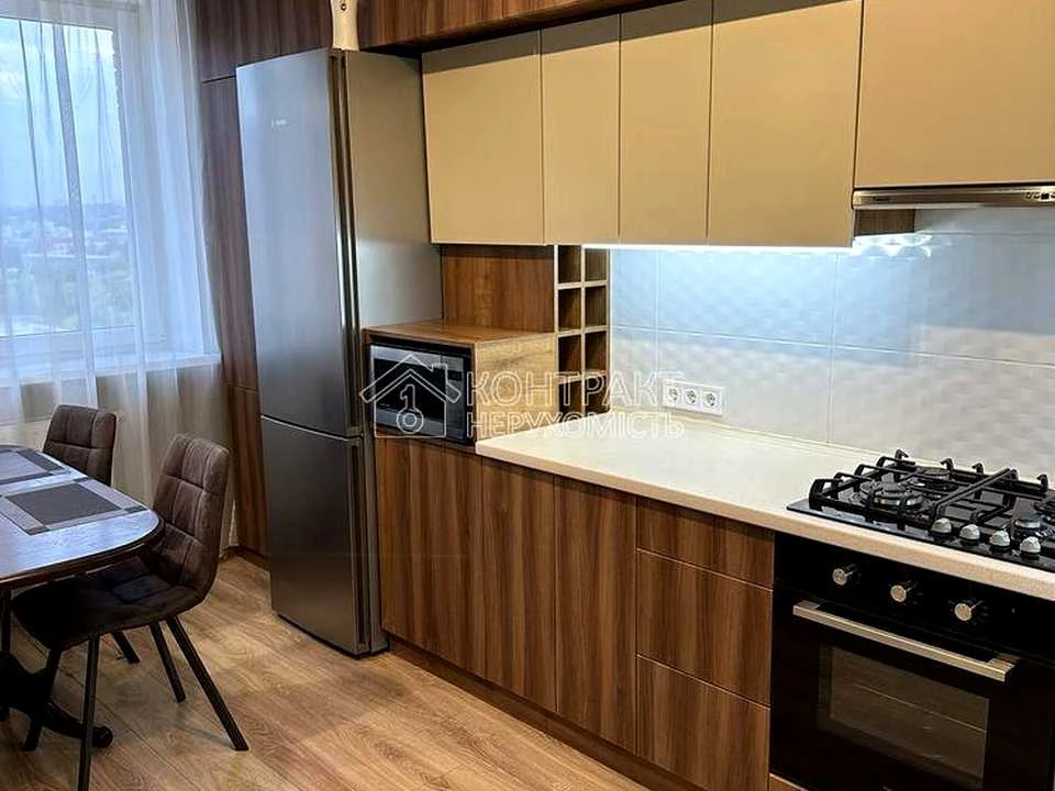 Apartment. Kharkiv, Myrna St., (Building 2)