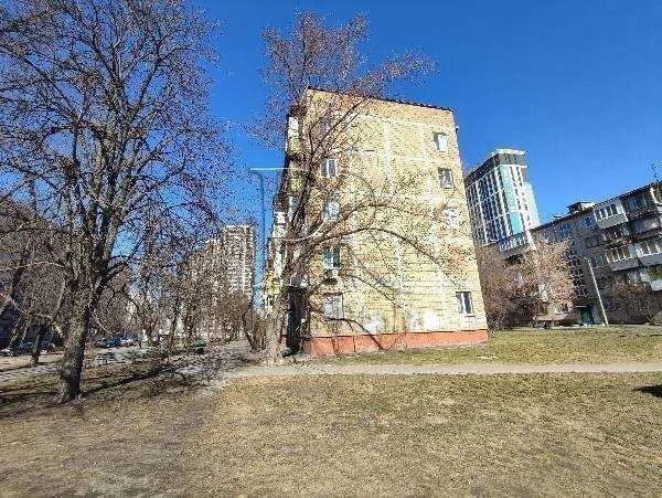 2-room apartment for sale 47 m², Valentina Serova St., 36