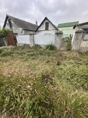 Продам участок со строением в Золотом треугольнике