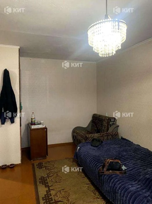 1 room. 30 sq. m. Odesa (Odesskaya, stop. School, st. Matrosova 12) 13