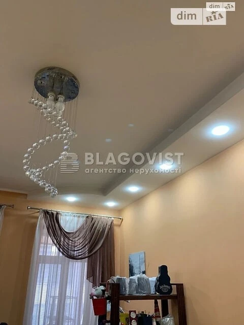 Sale of 2-room apartment 63.4 sq. m. on Knyaziv Ostrozkih Street 15 •