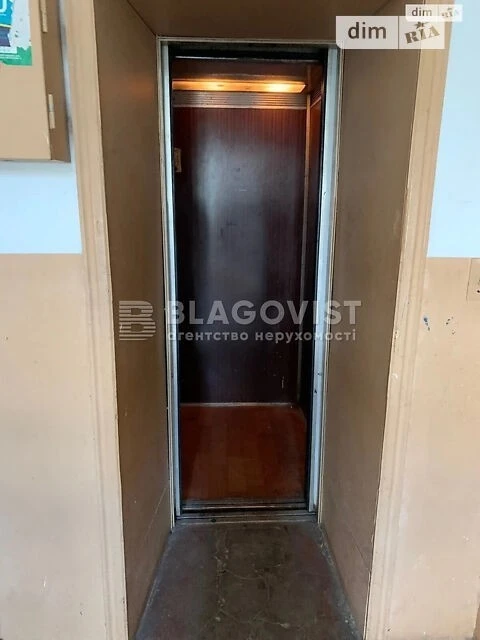 Sale of 2-room apartment 63.4 sq. m. on Knyaziv Ostrozkih Street 15 •