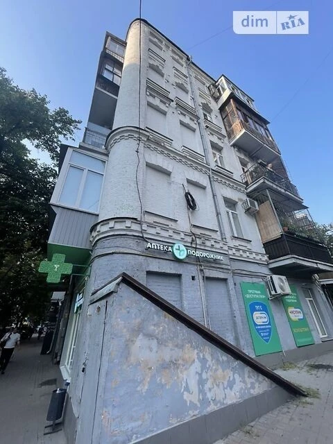 Sale of 2-room apartment 63.4 sq. m. on Knyaziv Ostrozkih Street 15 •