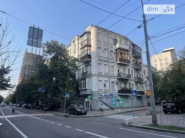 Sale of 2-room apartment 63.4 sq. m. on Knyaziv Ostrozkih Street 15 •