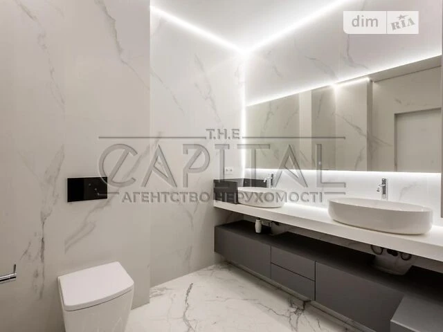 Sale of 3-room apartment 201 sq. m on Antonovycha St. 74 • ID 3461