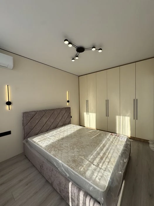 1-room apartment for sale on Stryyska Street