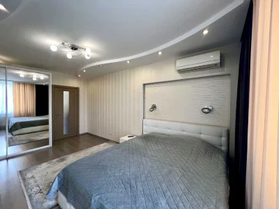 Apartment. Kyiv, Kolomyiskyi Lane.