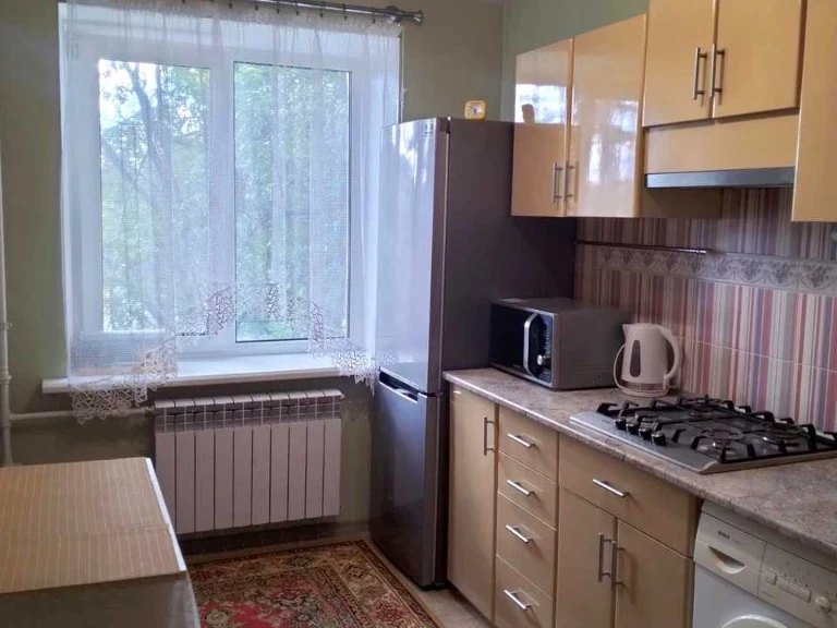 Apartment. Kharkiv, Semka St. (Serbychenko)
