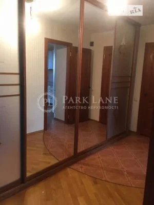 Sale of 3-room apartment 90 sq. m on Dragomanova St. 44A • ID 347