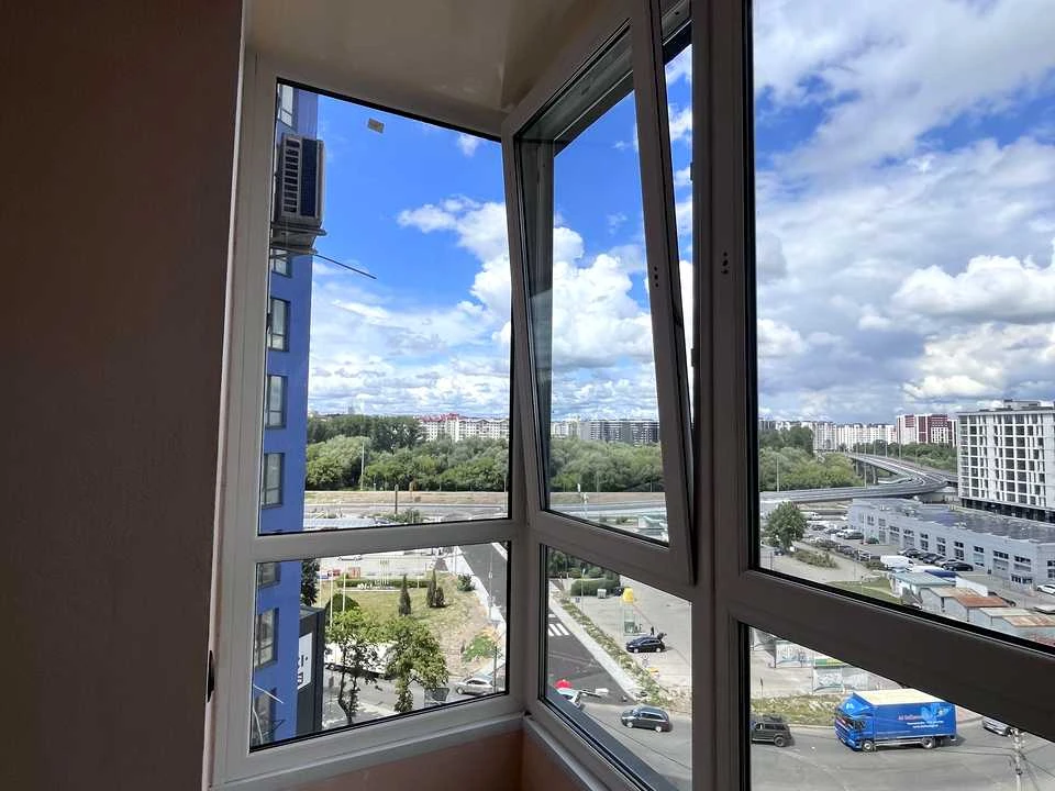 Квартира. Ивано-Франковск, Княгинин ул., (Дом 17)