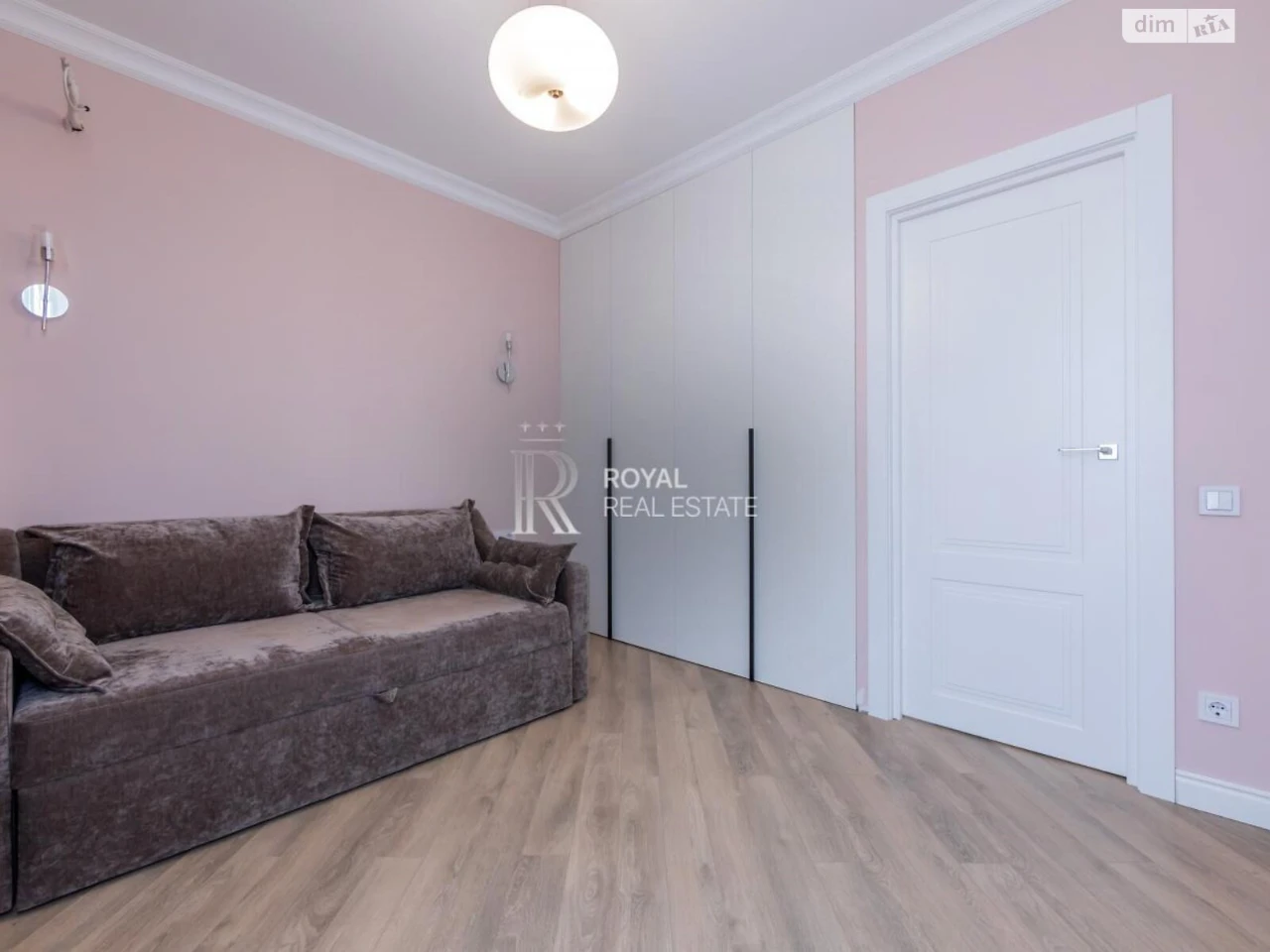 Apartment for sale in Saperne Pole