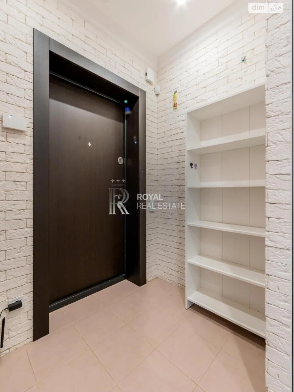 Apartment for sale in Saperne Pole