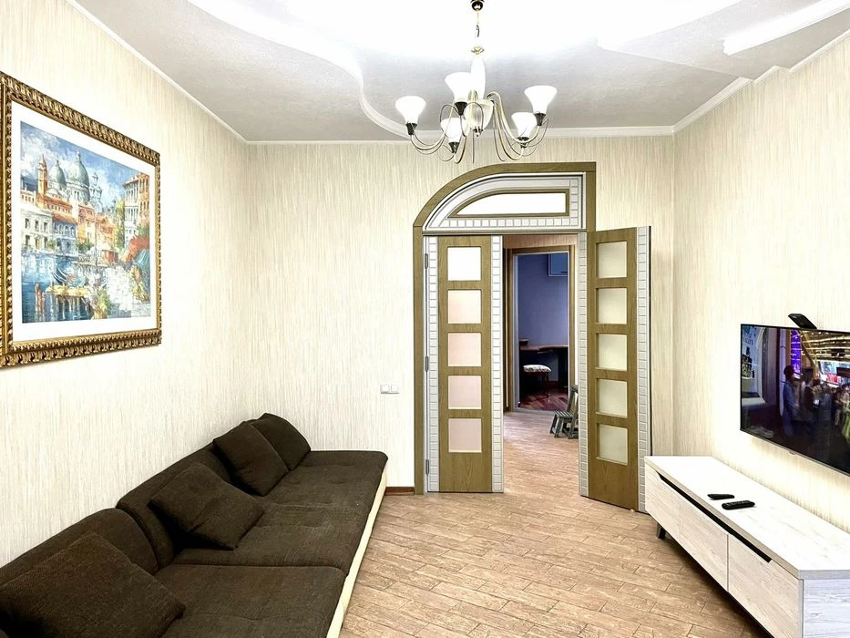 Продажа 3к квартиры, премиум класса Александровский р-н.