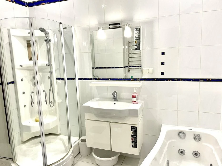 Продажа 3к квартиры, премиум класса Александровский р-н.