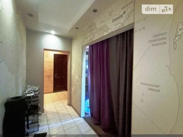 For sale 3-room apartment 72 sq. m on Urlivska Street 1/8 • ID 34569