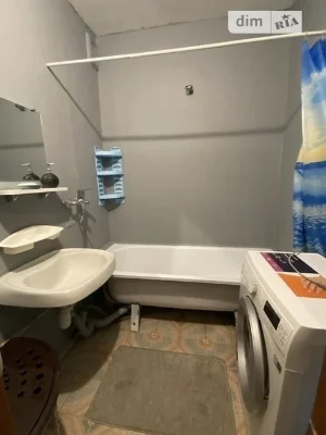 Продаж 1к квартири 40.7 кв. м на вул. Драгоманова 14 • ID 34