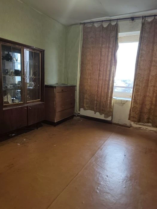 Apartment for sale on Plytochnaya!