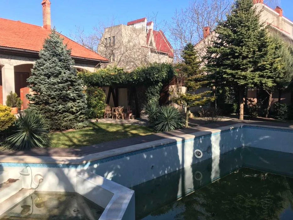 Arcadia! Tuscan Style villa on 11 acres! 1A37