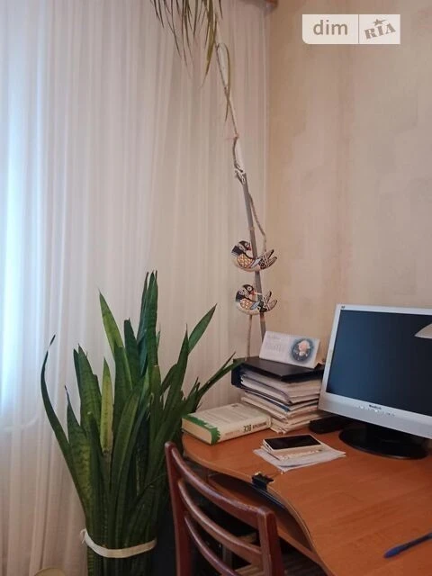 Room for sale 17.2 sq. m. on Azerbaycanska Street 8B • ID 28