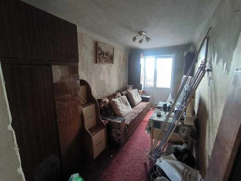 Selling a 3-room apartment on Osnova