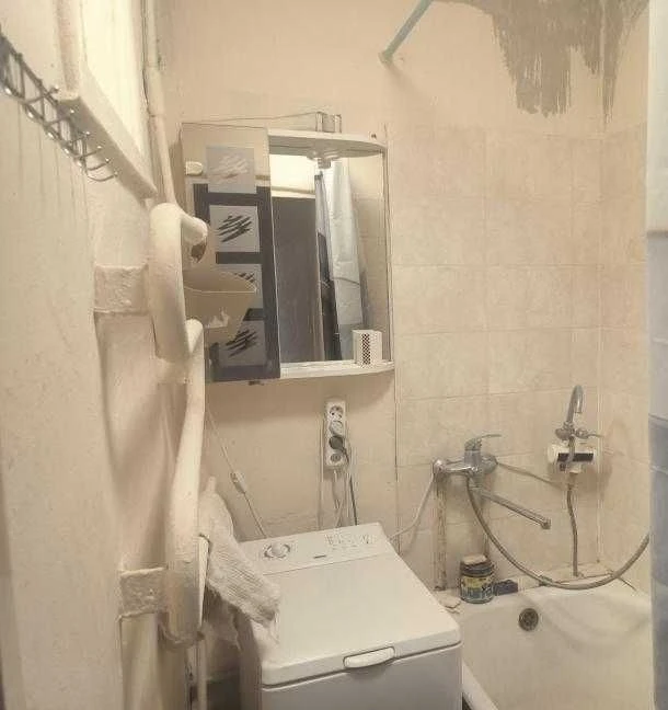 Selling a 3-room apartment on Osnova