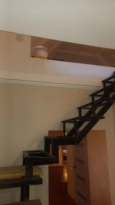 Продається будинок по вул. Карпатської України