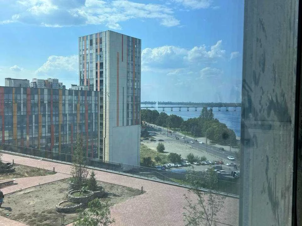 Квартира. Дніпро, Січеславська Набережна вул. (Набережна В.